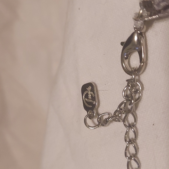 You & I Jewelry | You & I Signature Acrylic Lightweight multi-strand necklace - Picture 3 of 4